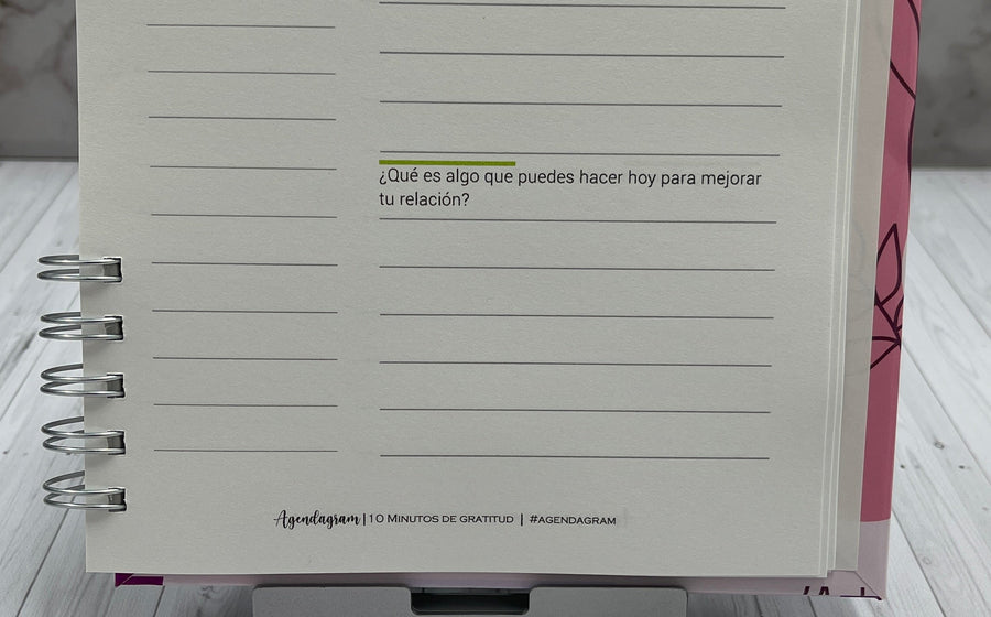 Diario 10 Minutos de Gratitud iNMente con formato ya estructurado para empezar a escribir gratitud hoy